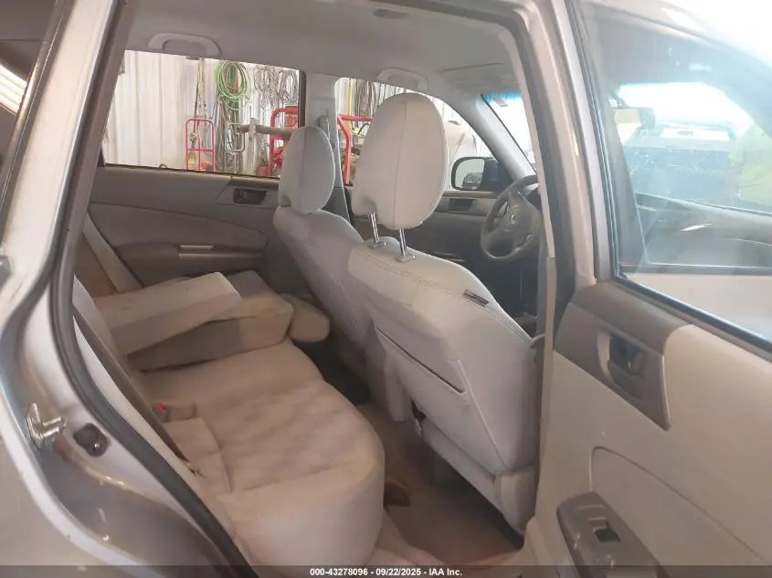 2010 SUBARU FORESTER 2.5X