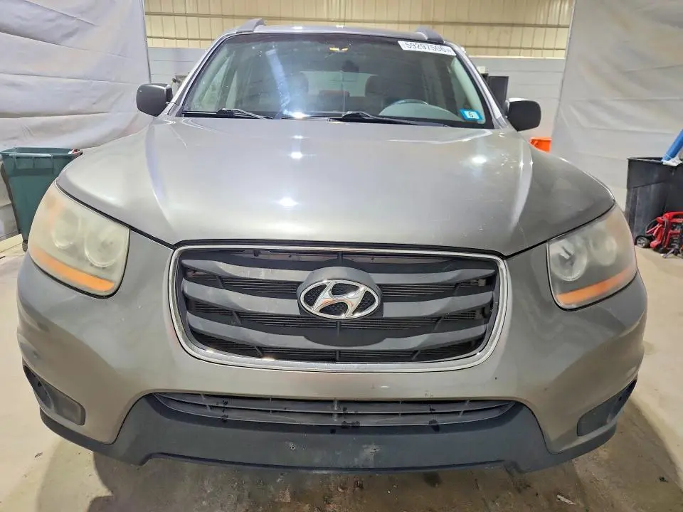 2011 HYUNDAI SANTA FE GLS  