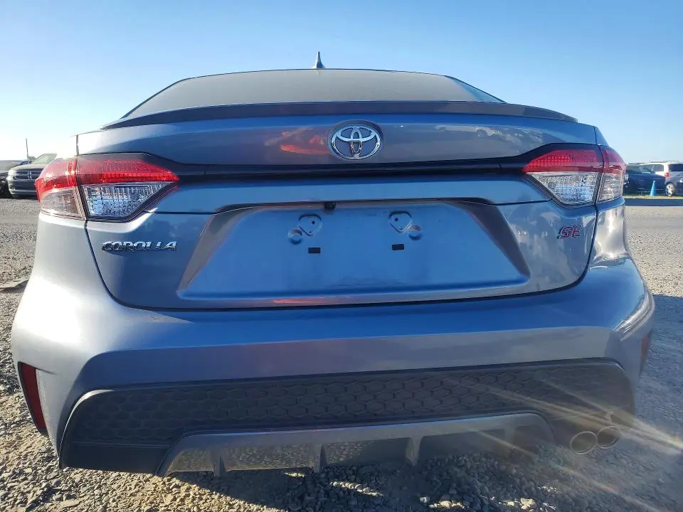 2022 TOYOTA COROLLA SE  