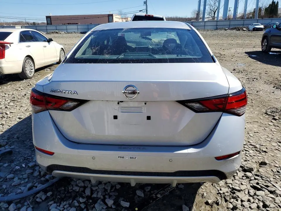 2022 NISSAN SENTRA S  