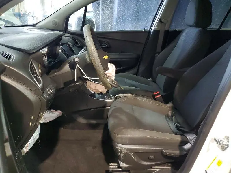 2022 CHEVROLET TRAX LS  