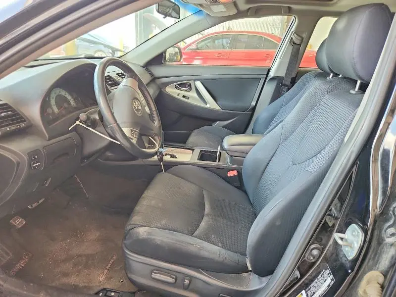 2010 TOYOTA CAMRY SE  