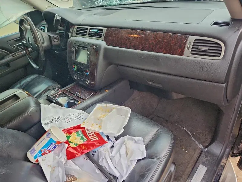 2010 GMC YUKON XL DENALI  