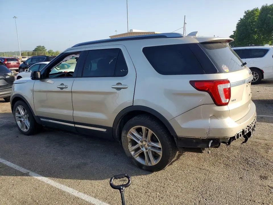 2017 FORD EXPLORER XLT  