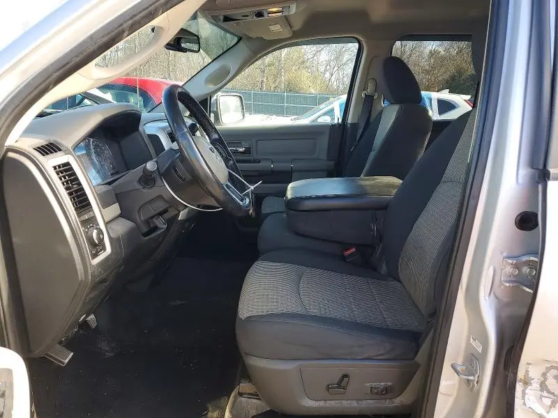 2012 DODGE RAM 1500 SLT  