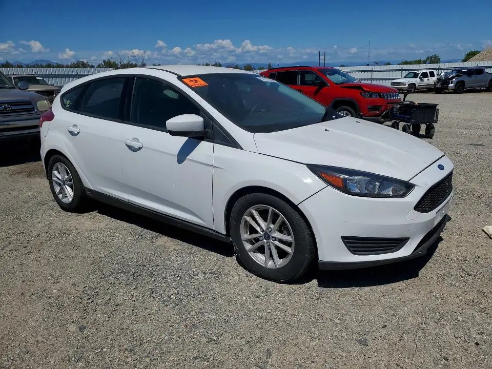 2018 FORD FOCUS SE  