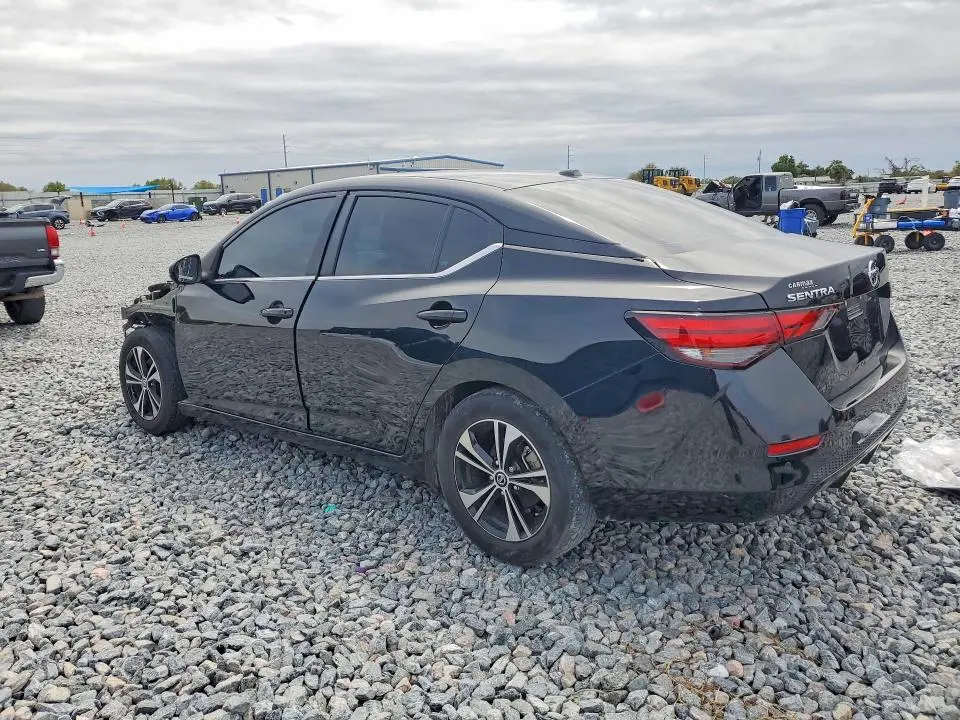 2022 NISSAN SENTRA SV  