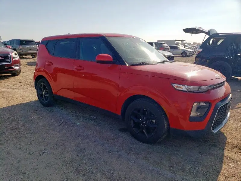 2022 KIA SOUL LX  
