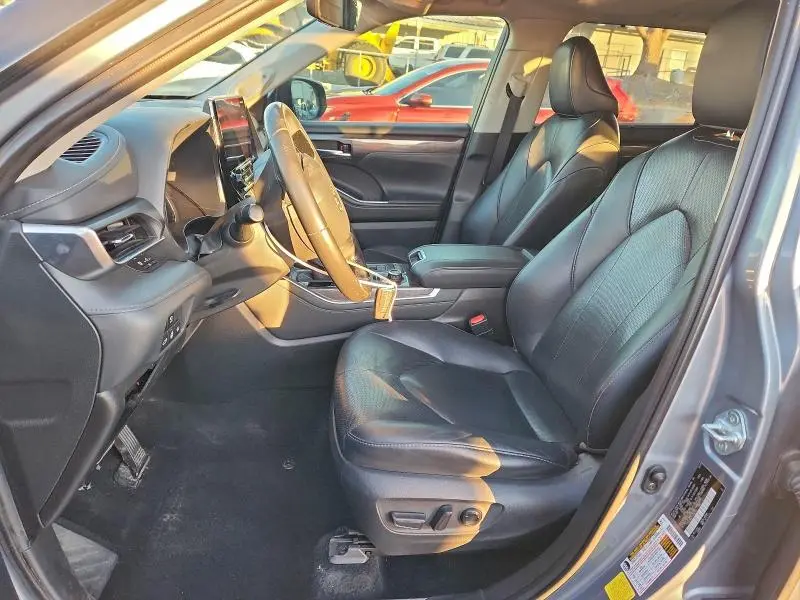 2020 TOYOTA HIGHLANDER LIMITED  