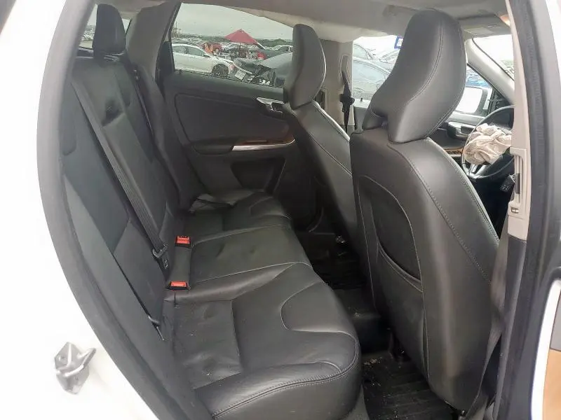 2017 VOLVO XC60 T5 INSCRIPTION  