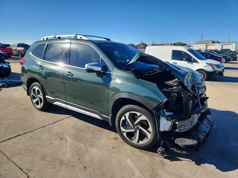 2024 SUBARU FORESTER TOURING  