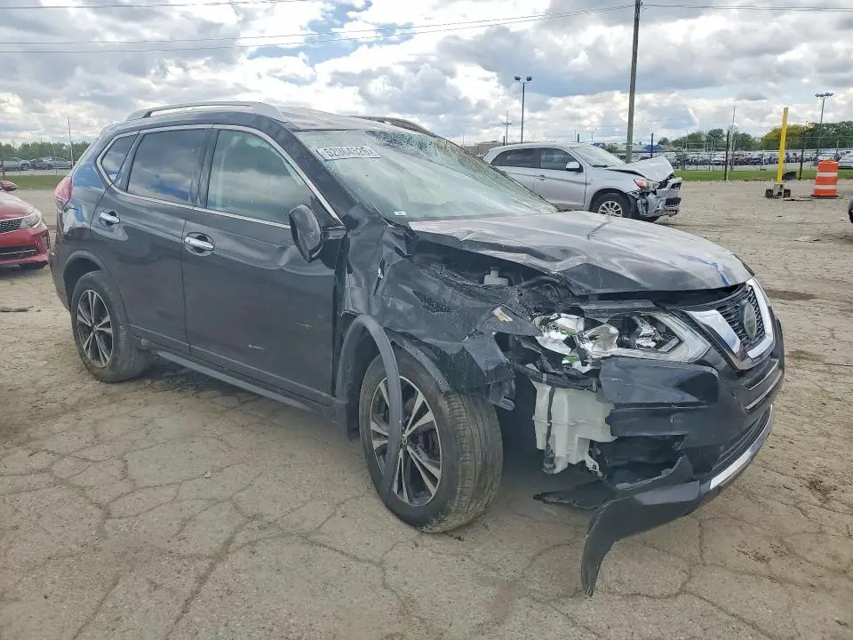 2020 NISSAN ROGUE SV  