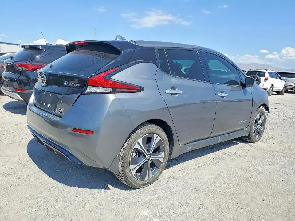 2019 NISSAN LEAF SV PLUS  