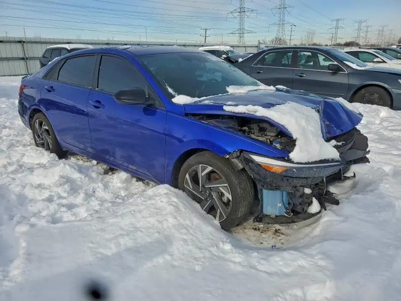 2025 HYUNDAI ELANTRA SEL SPORT  