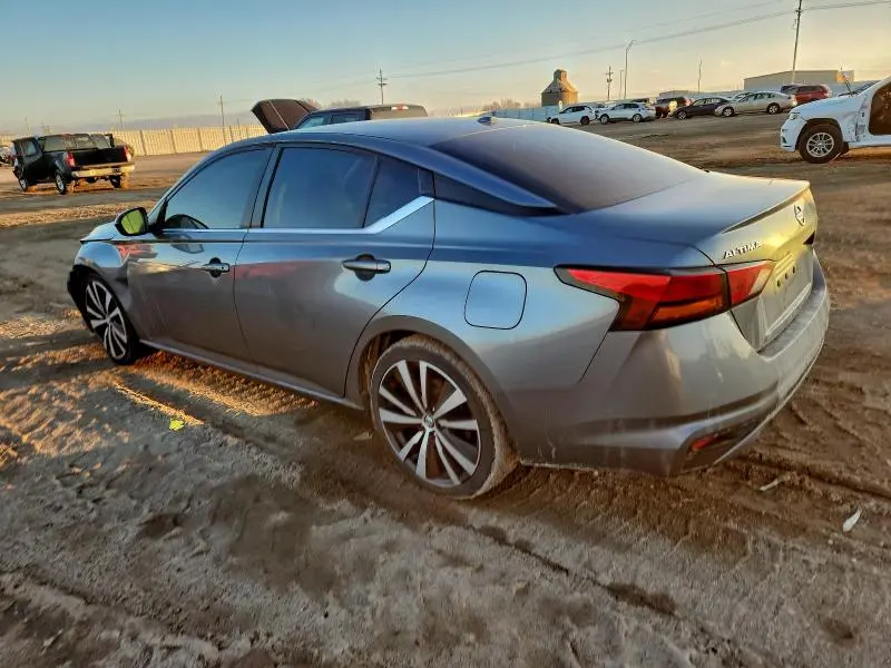 2019 NISSAN ALTIMA SR  