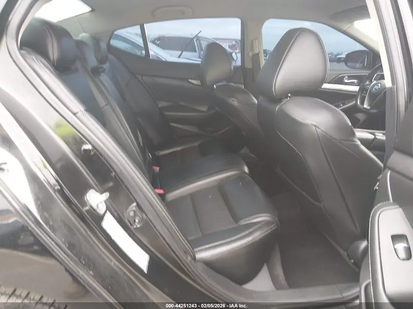 2018 NISSAN MAXIMA 3.5 SV