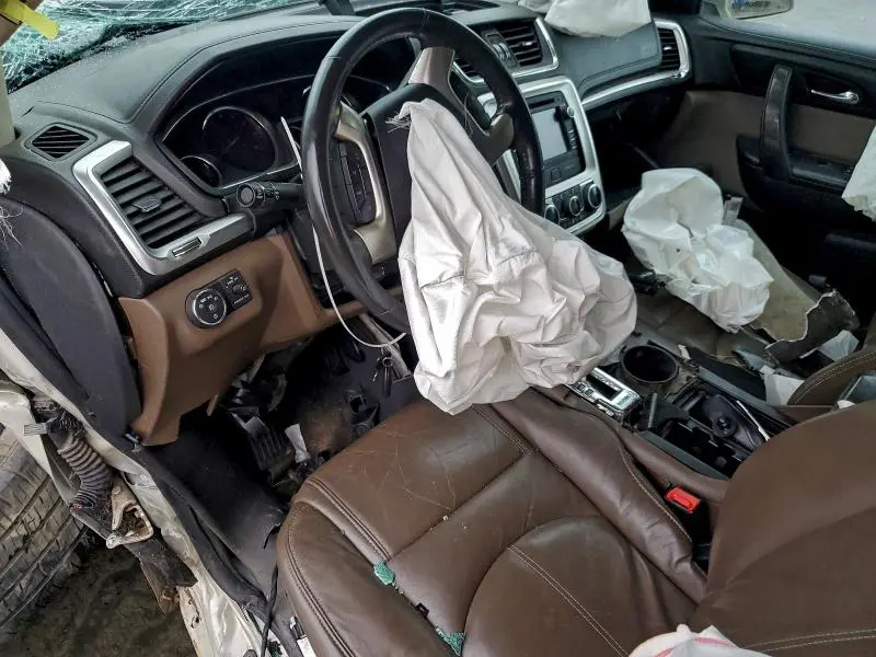 2014 GMC ACADIA SLT-1  