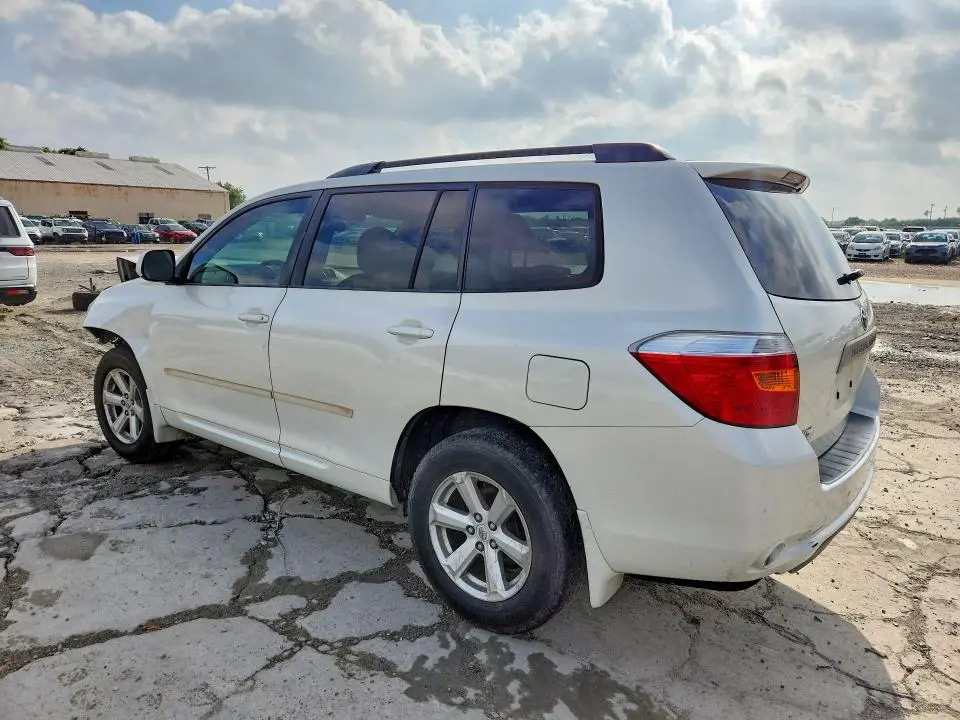 2010 TOYOTA HIGHLANDER BASE  