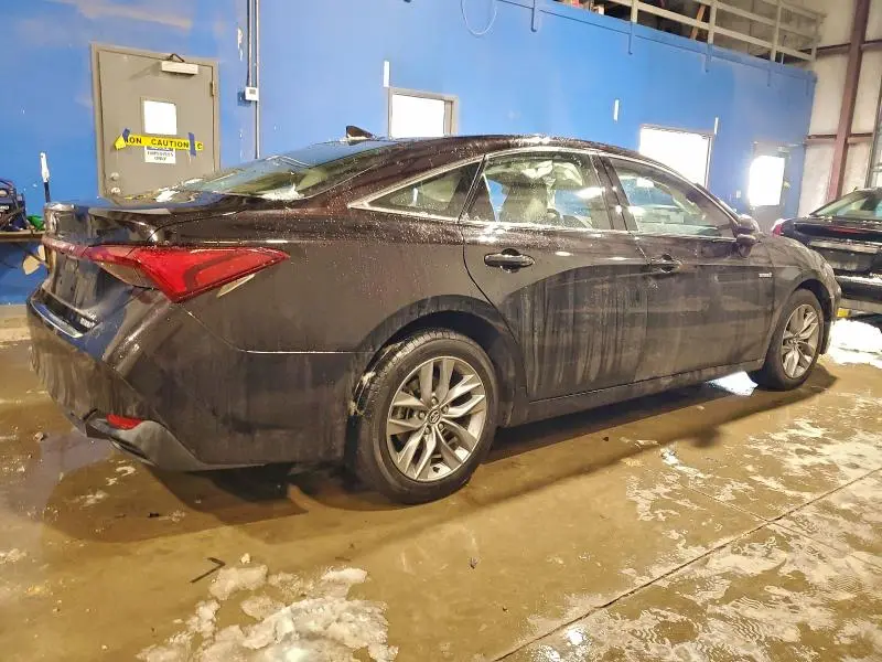 2020 TOYOTA AVALON XLE  