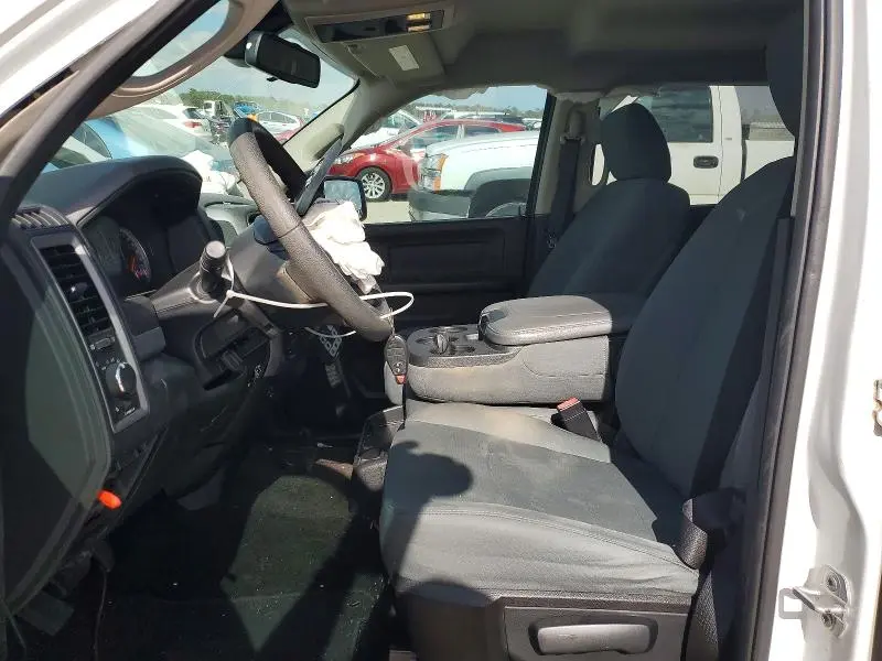 2016 RAM 1500 ST  