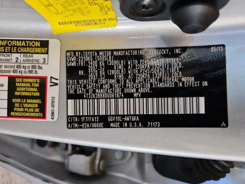 2013 TOYOTA VENZA LE  