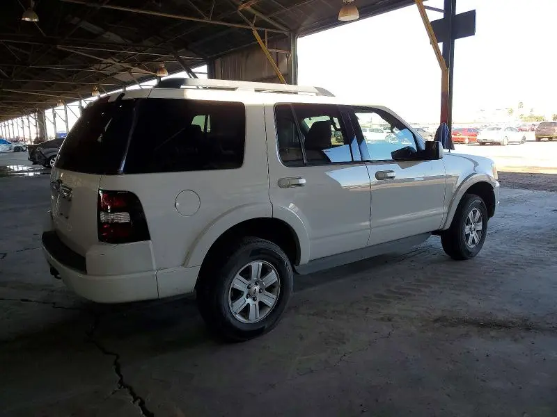 2010 FORD EXPLORER XLT  