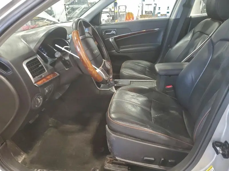 2011 LINCOLN MKZ   