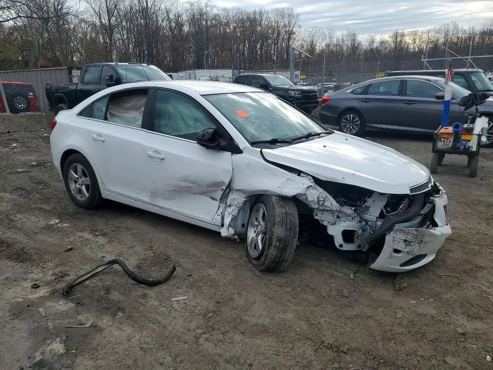 2014 CHEVROLET CRUZE LT  