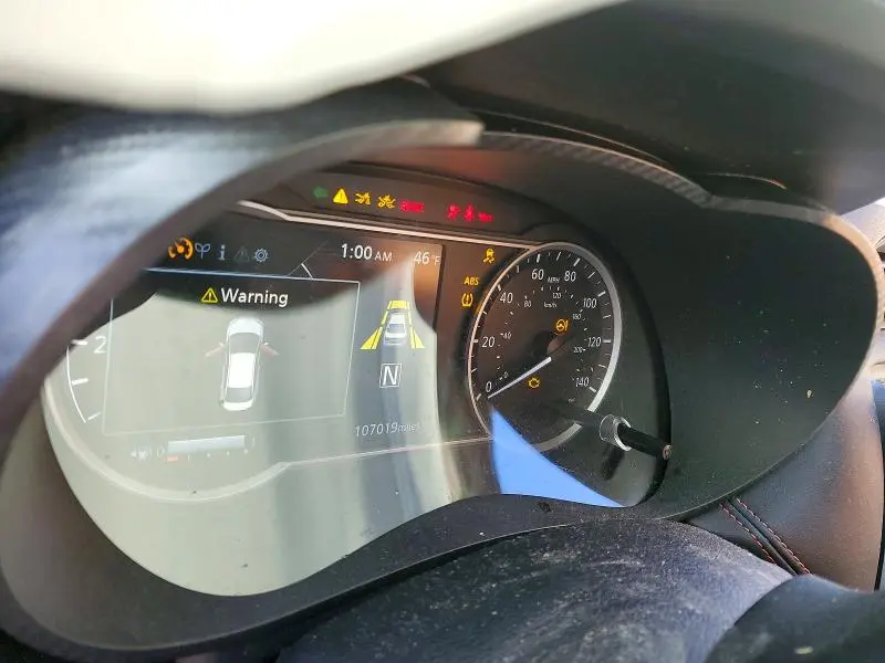 2021 NISSAN VERSA SR  