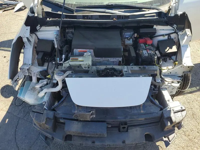 2019 NISSAN LEAF SV PLUS  