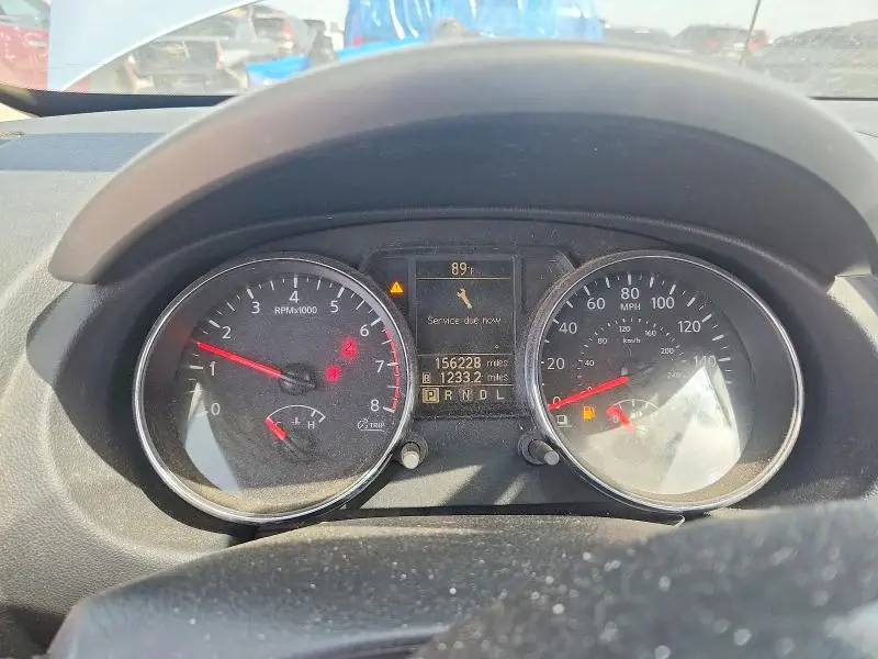 2011 NISSAN ROGUE S  