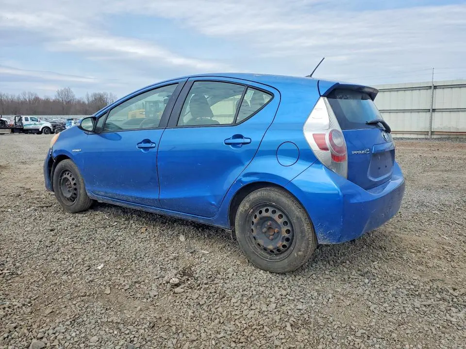 2013 TOYOTA PRIUS C TWO  