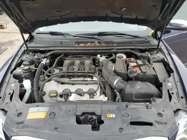 2011 FORD TAURUS LIMITED  