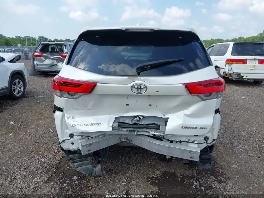2018 TOYOTA HIGHLANDER LIMITED