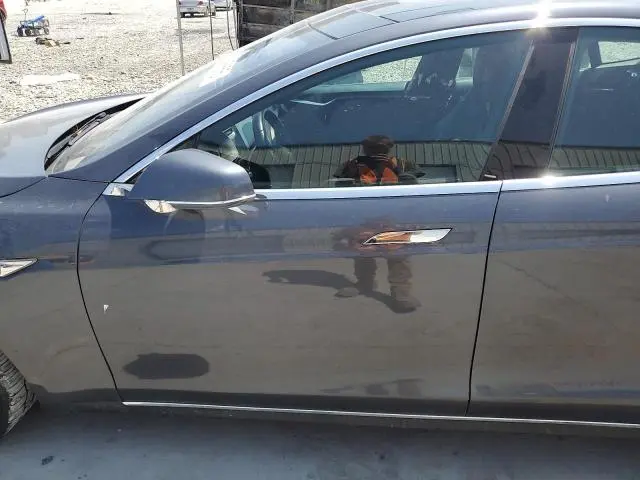 2015 TESLA MODEL S 70D  