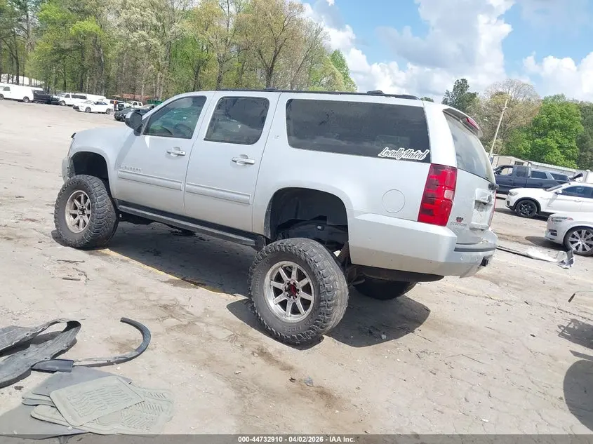 2014 CHEVROLET SUBURBAN 1500 LT