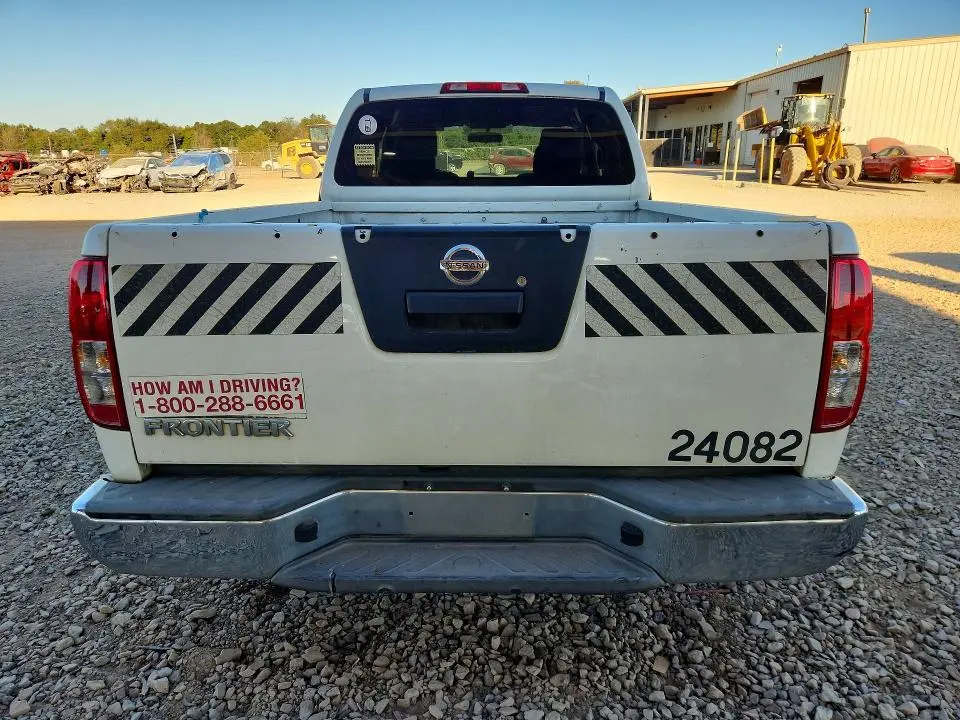 2016 NISSAN FRONTIER S  