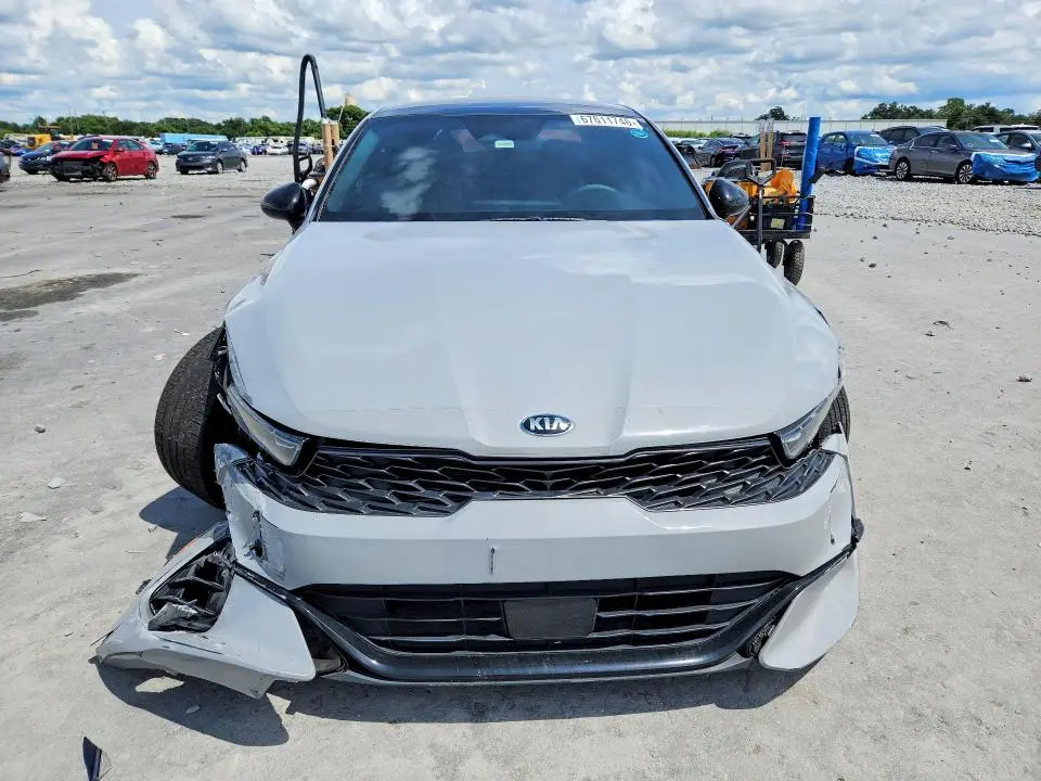 2021 KIA K5 GT LINE  