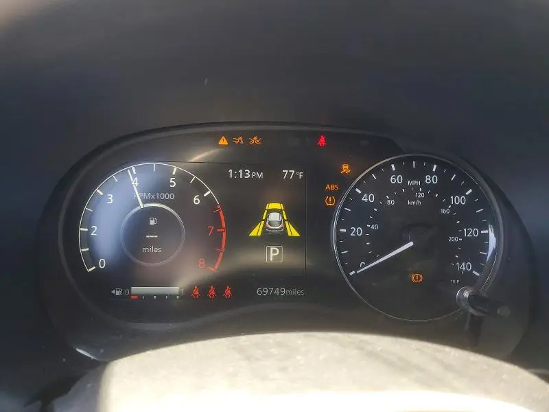 2023 NISSAN KICKS SV  