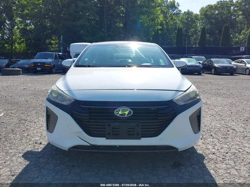 2018 HYUNDAI IONIQ HYBRID BLUE
