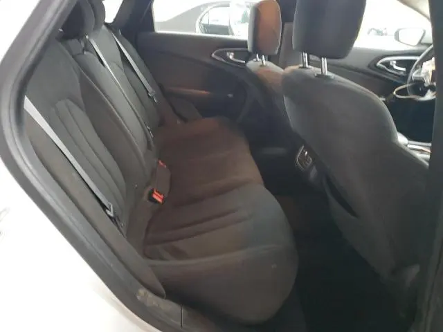 2016 CHRYSLER 200 LIMITED  