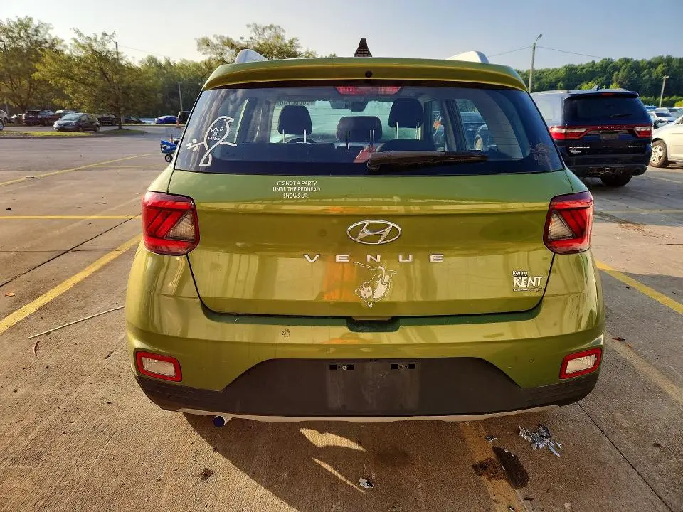 2022 HYUNDAI VENUE SEL  