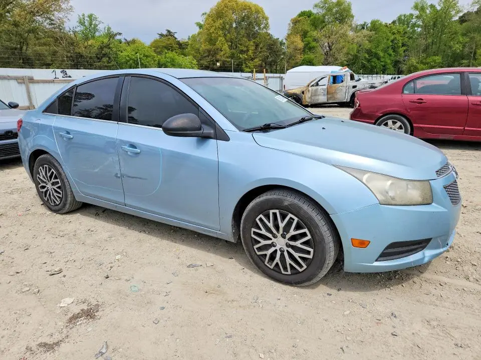 2011 CHEVROLET CRUZE LS  