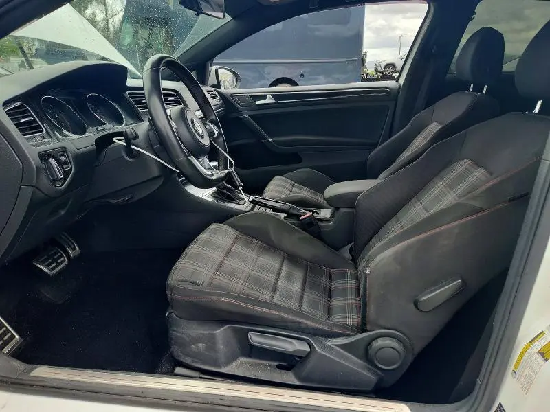 2016 VOLKSWAGEN GTI S  