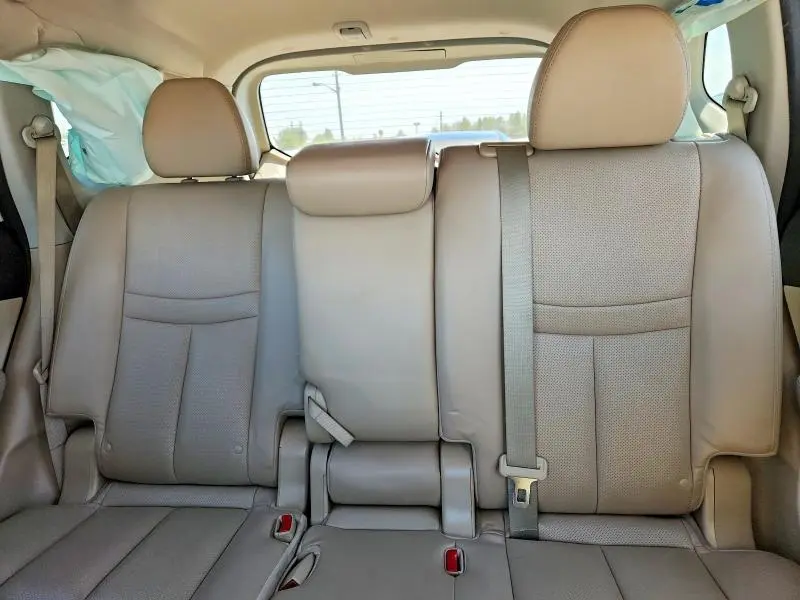 2015 NISSAN ROGUE SL  
