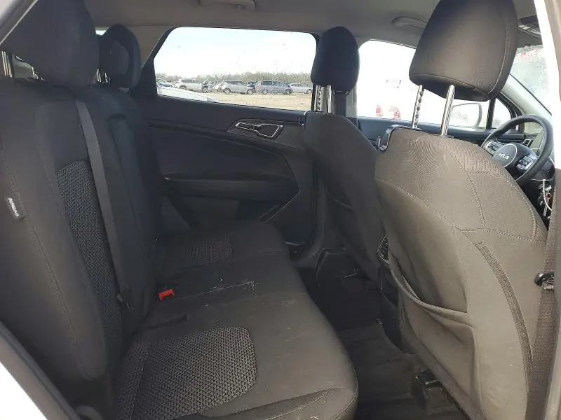 2025 KIA SPORTAGE LX  