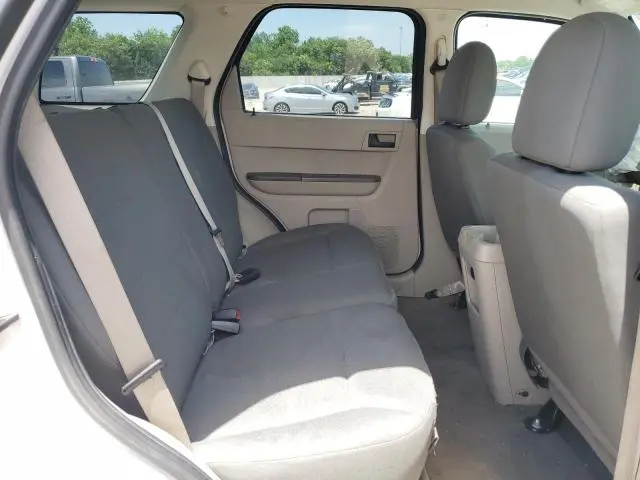 2012 FORD ESCAPE XLS  