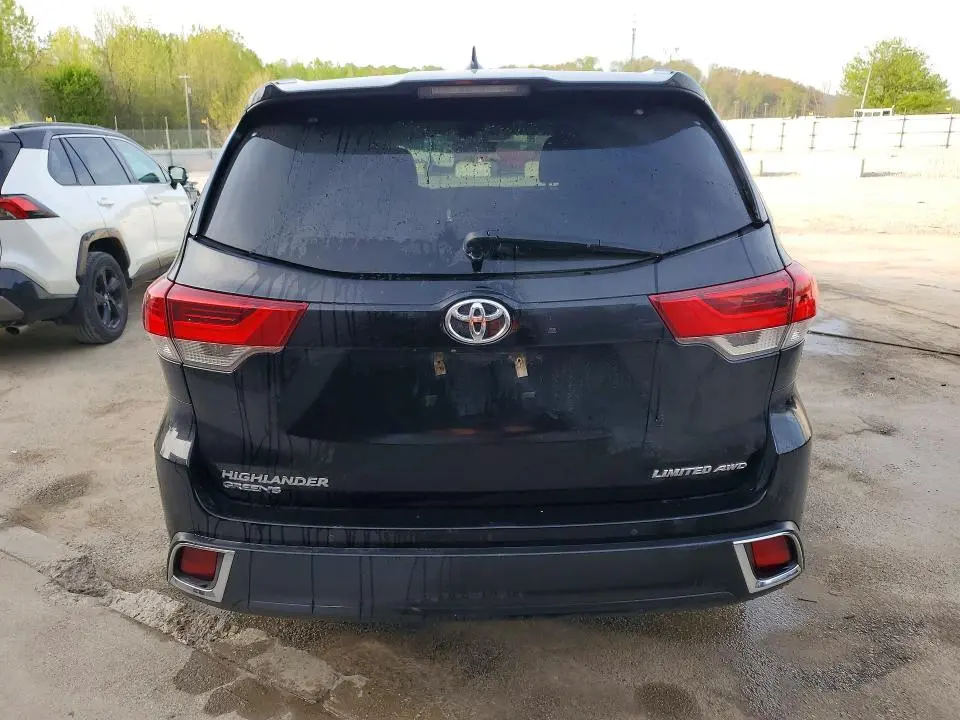 2019 TOYOTA HIGHLANDER LIMITED  