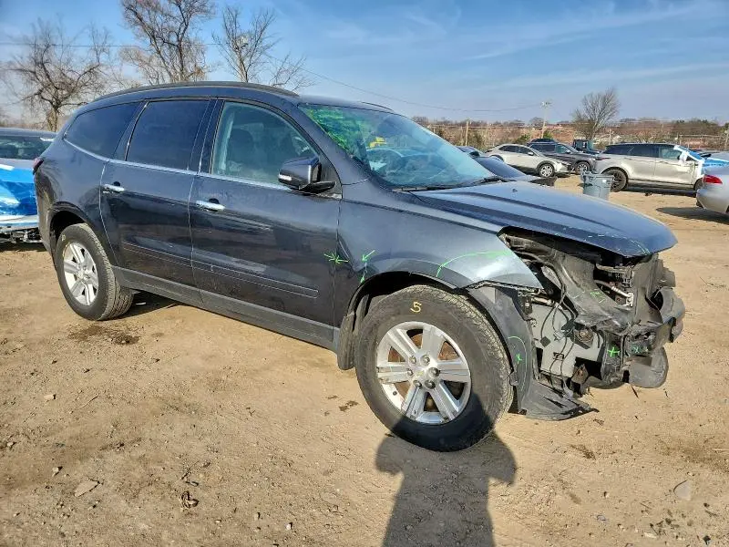 2014 CHEVROLET TRAVERSE LT  