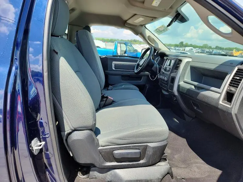 2014 RAM 1500 ST  